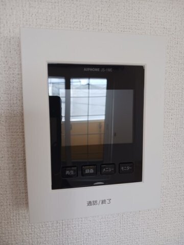 ����11