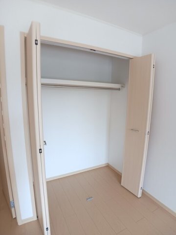 ����7