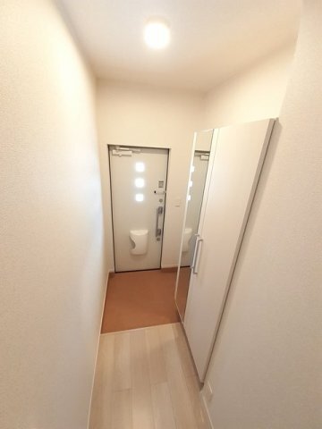 ����6
