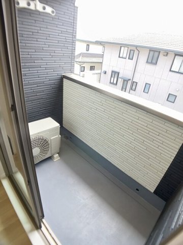 ����8