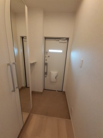 ����6