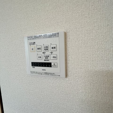 ����7