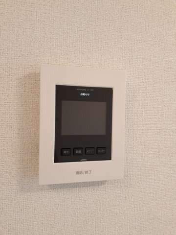 ����11