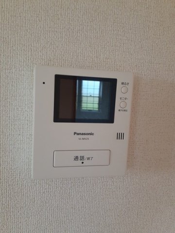 ����11