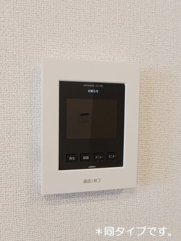 ����11