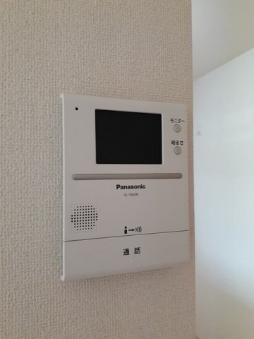 ����11