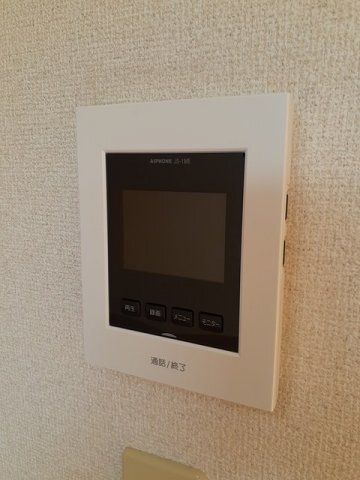 ����11
