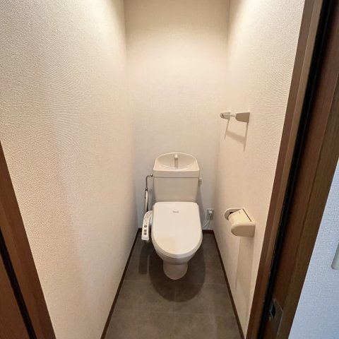 ����14