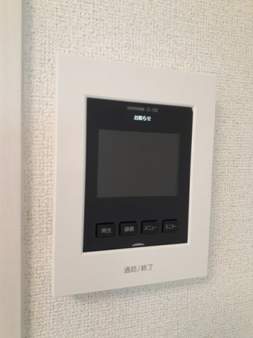 ����11