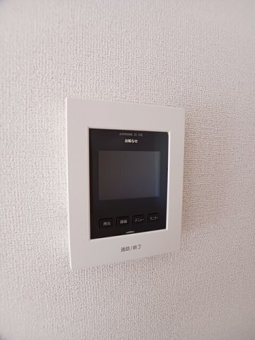 ����11