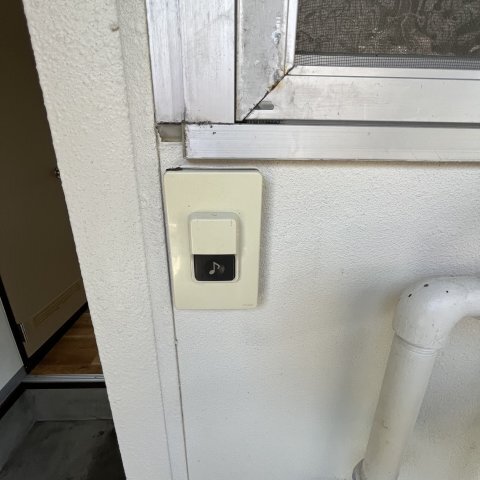 ����10