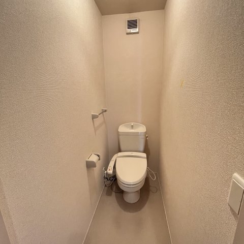 ����13