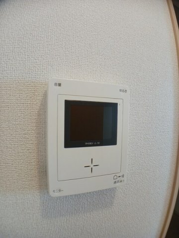����11
