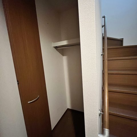 ����14