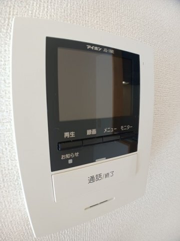 ����11