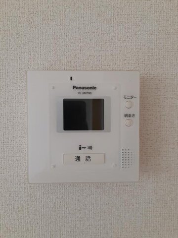 ����11