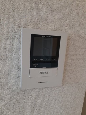 ����11