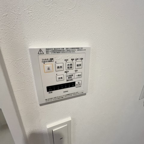 ����14