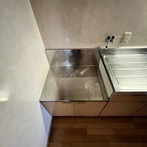 ����14