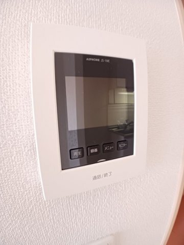 ����11