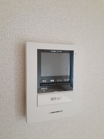 ����11