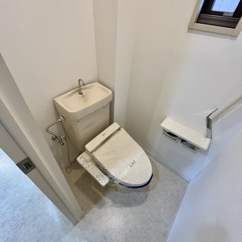 ����14