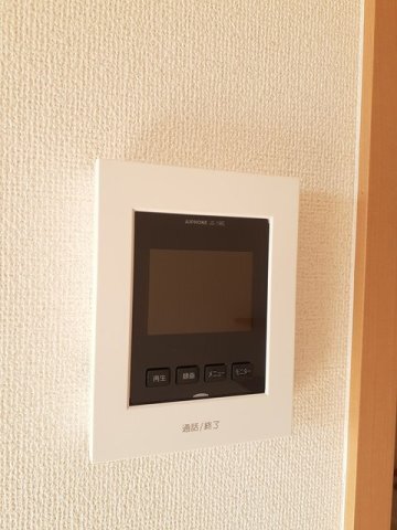 ����11