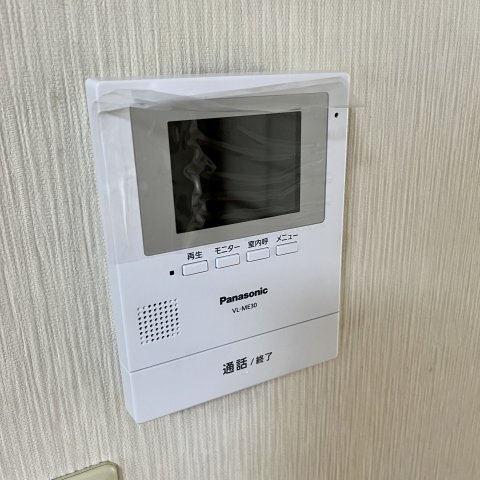 ����14