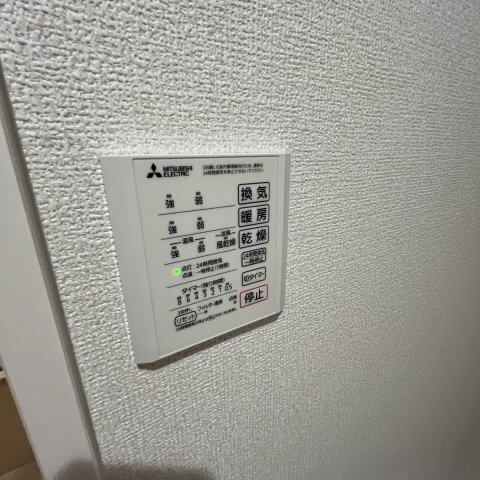 ����11