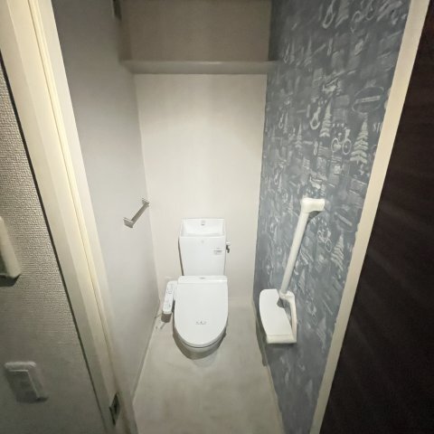 ����20