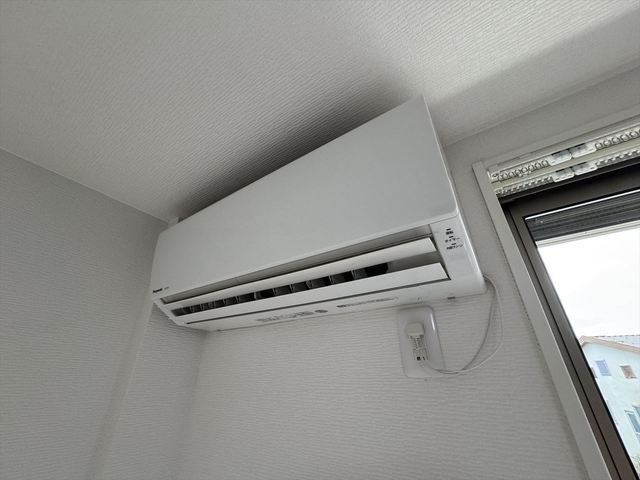 ����10