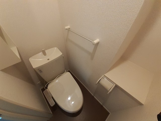 ����5