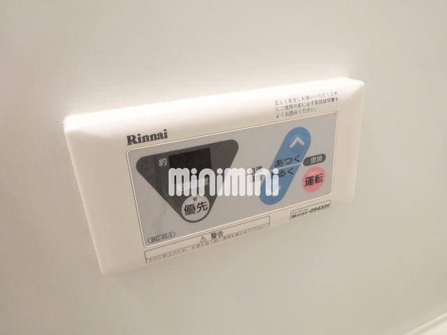 ����10