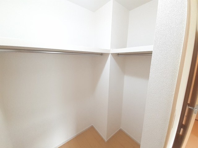 ����7