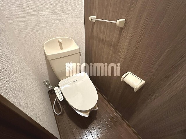 ����5