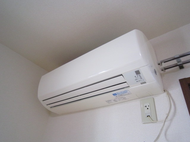 ����10
